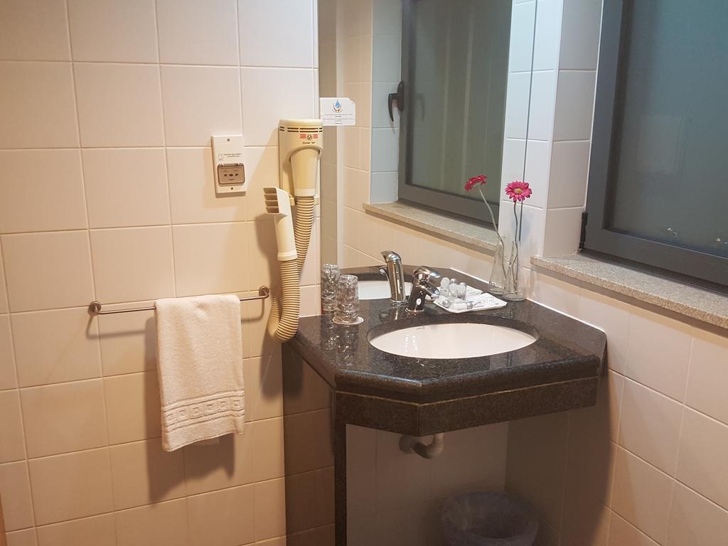 Hotel Jose Alberto Vişeu Cameră foto