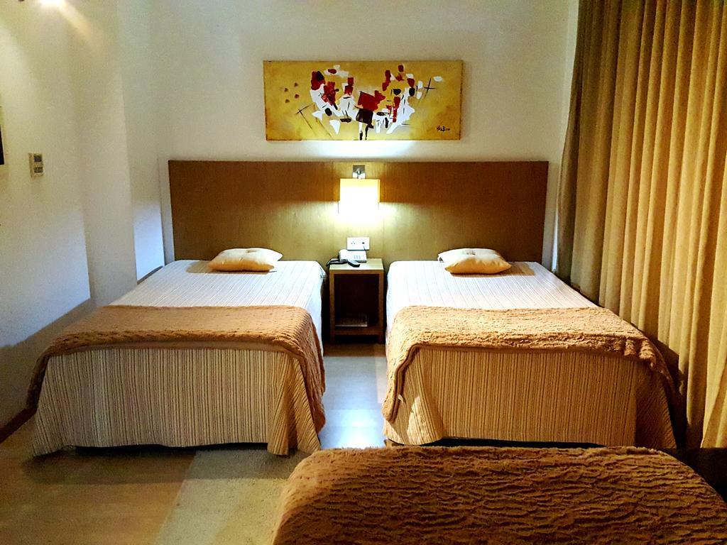 Hotel Jose Alberto Vişeu Cameră foto